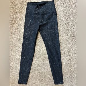 Beyond Yoga PowerShine High Waisted Midi Legging - M